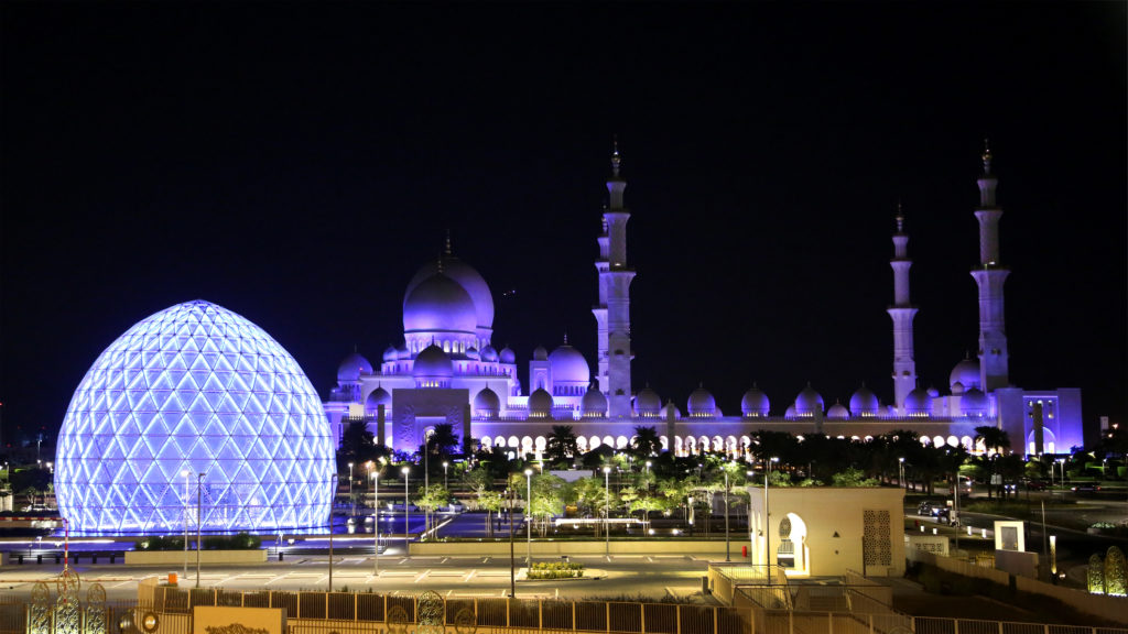 Shk Zayed Grand Mosque Domes wide night